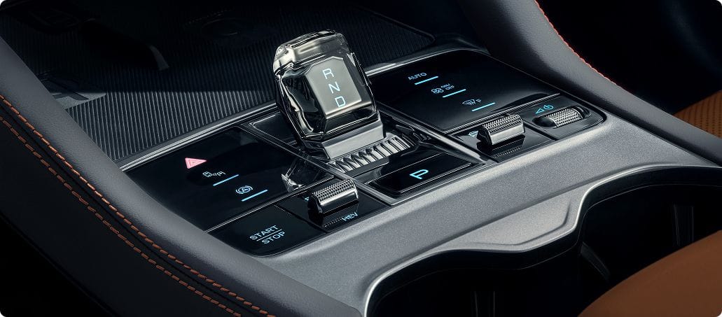 byd-auto-seal-u-dm-slide-4